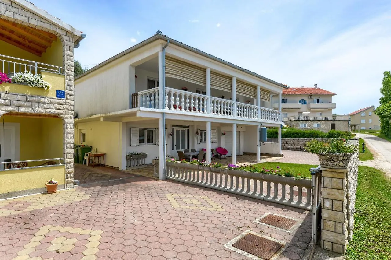 Apartment Apartments-Pia Zadar
